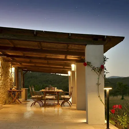Casa La Pratellaccia 6&2, Emma Villa Monteverdi Marittimo